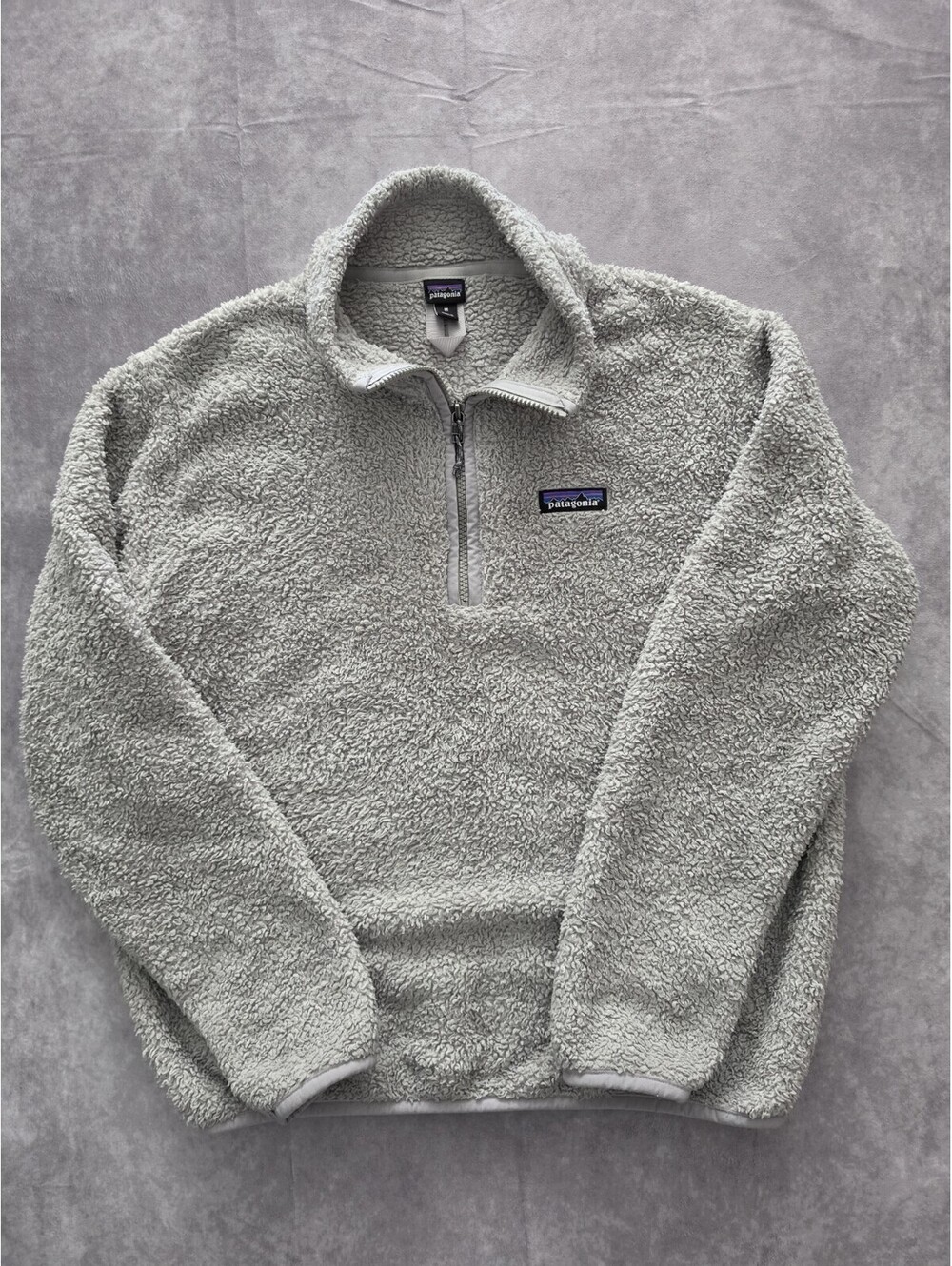 Patagonia Los Gatos 1/4 Zip Fleece Pullover Women's Medium Light Gray Sherpa.